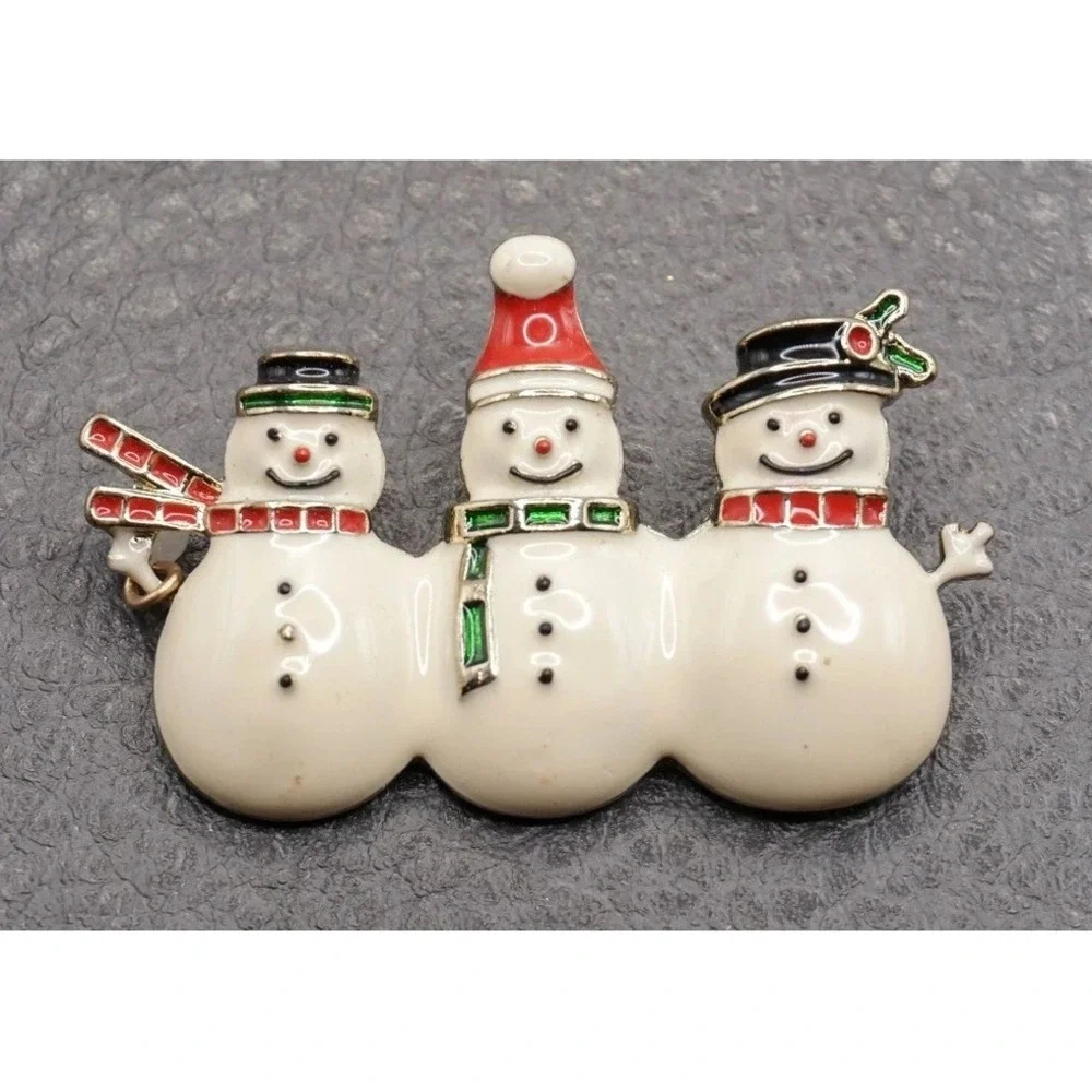Vintage Snowman Brooch Pin Enamel Christmas Holiday Gold Tone